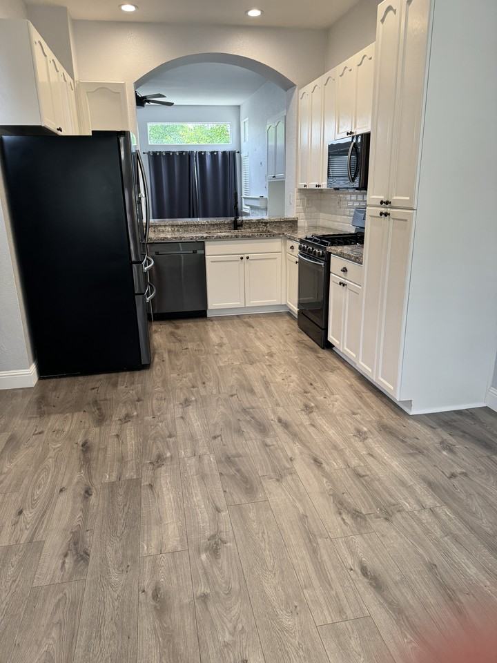 9193 Rizes Way - Photo 2 of 17