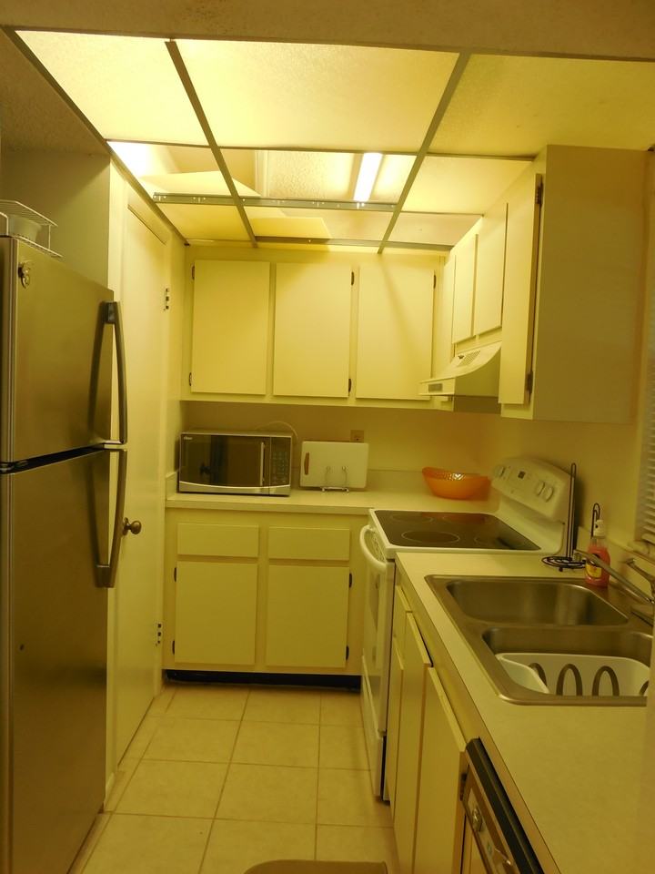 380 N Bayshore Blvd - Photo 7 of 12