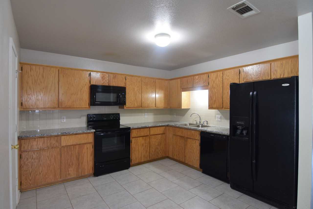 1623 Pima Trl - Photo 4 of 19