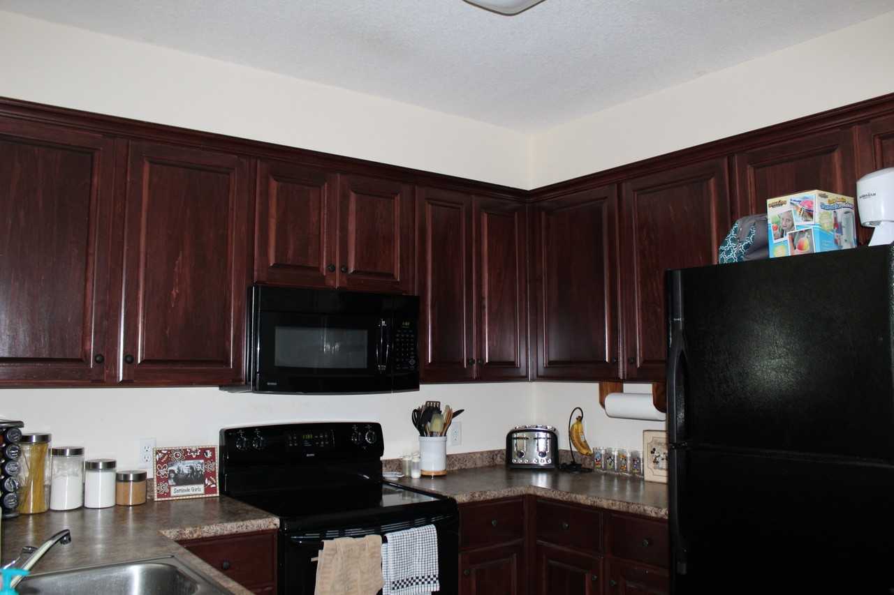 401 Abaco Cir - Photo 3 of 8