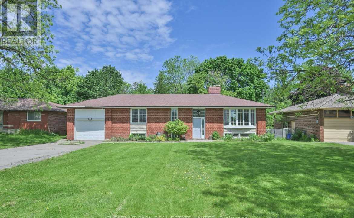 16 Poplar Dr - Photo 2 of 13