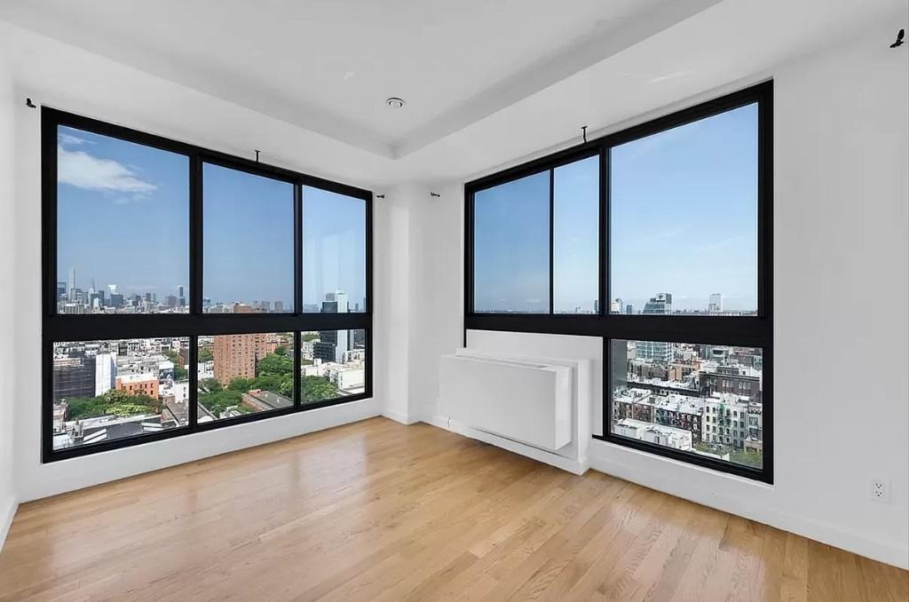 Delancey St #8A - Photo 2 of 12