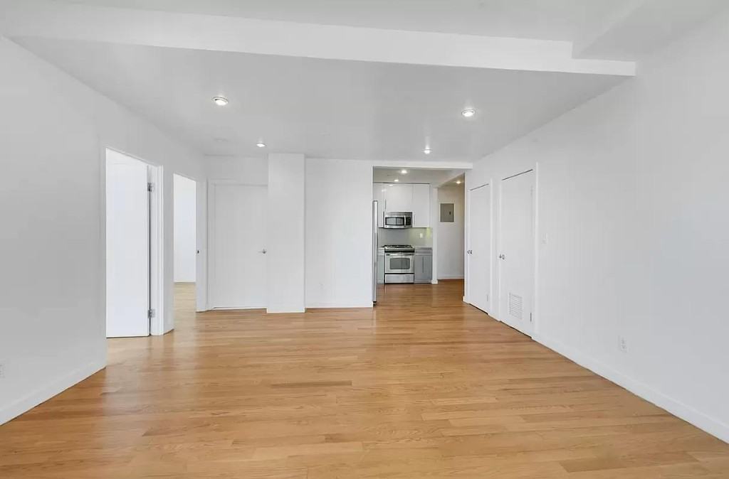 Delancey St #8A - Photo 5 of 12