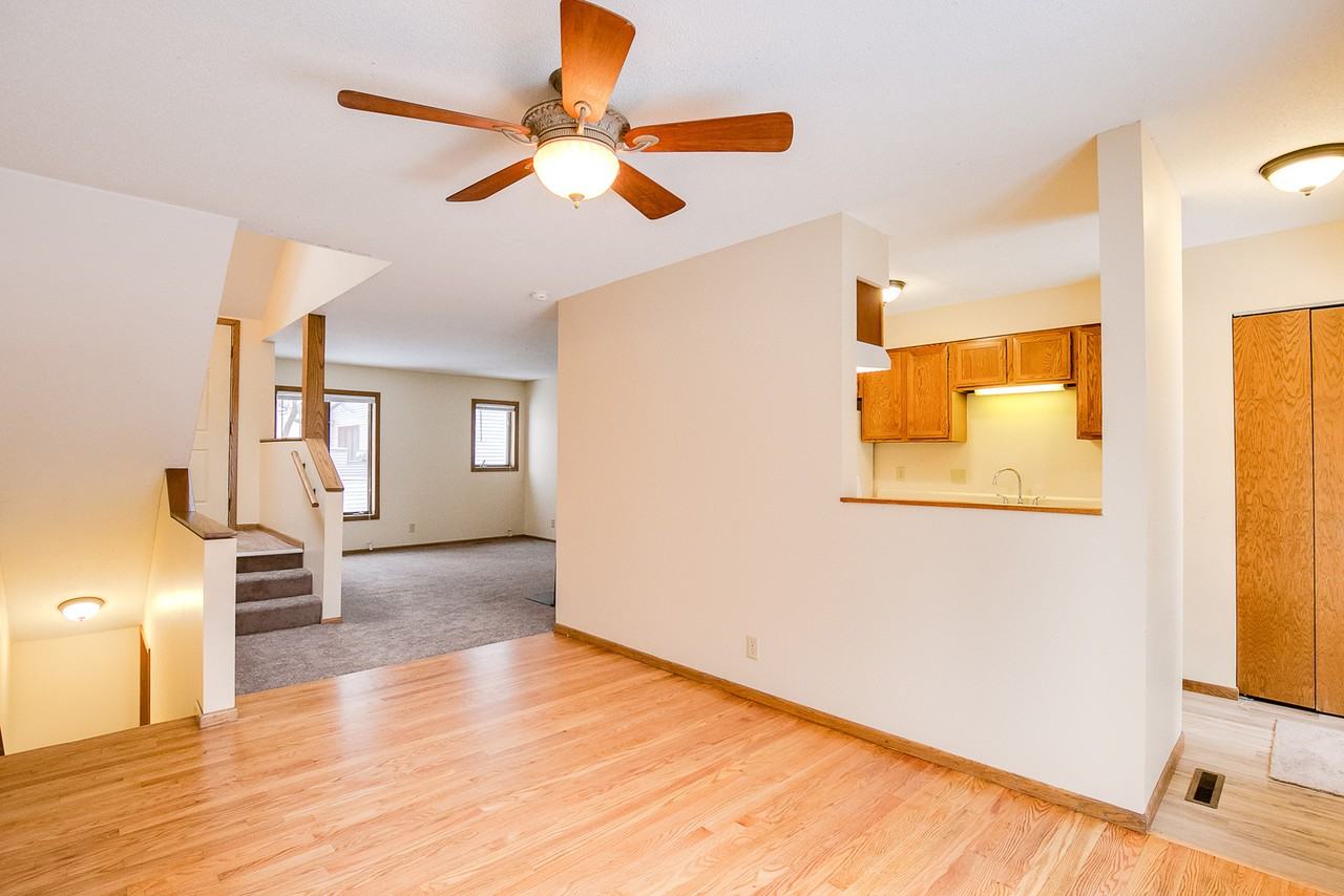 2119 21st Ave S - Photo 4 of 18