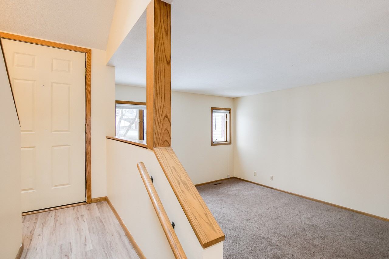 2119 21st Ave S - Photo 5 of 18