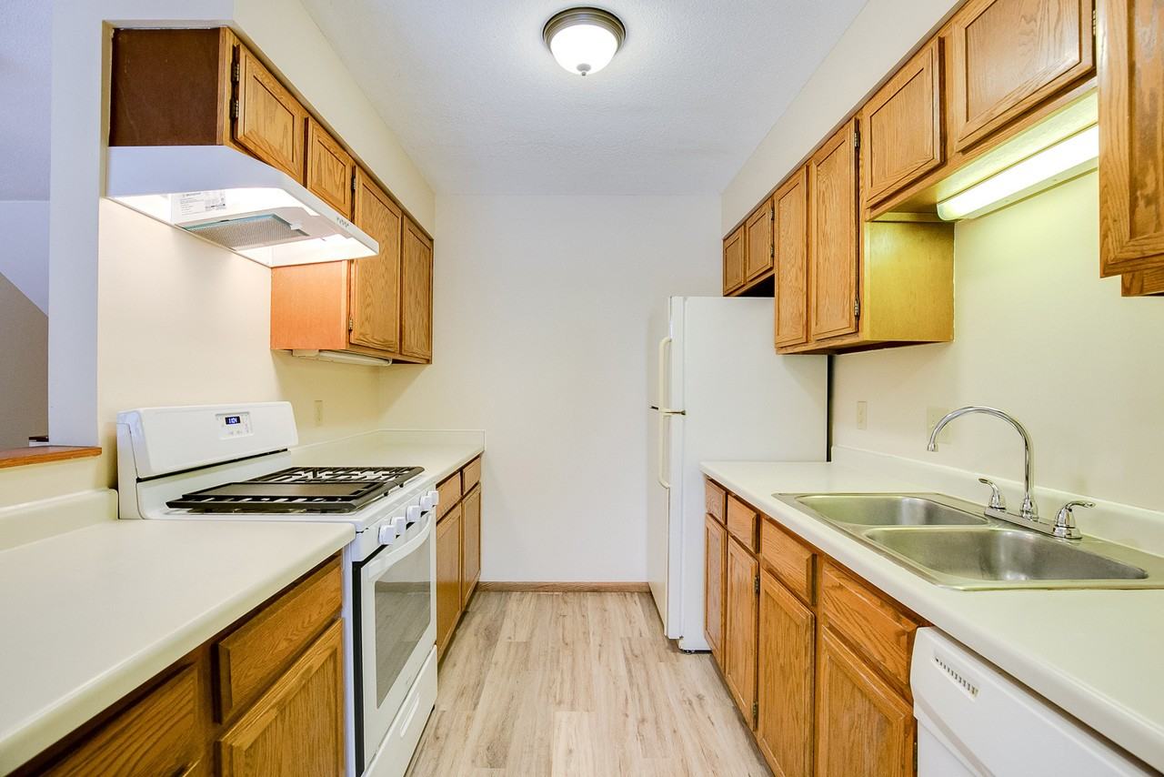 2119 21st Ave S - Photo 2 of 18