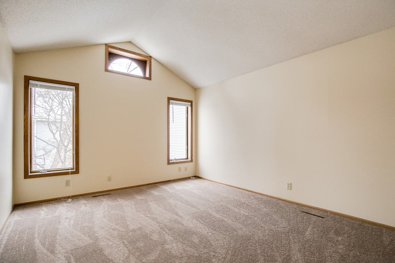 2119 21st Ave S - Photo 7 of 18