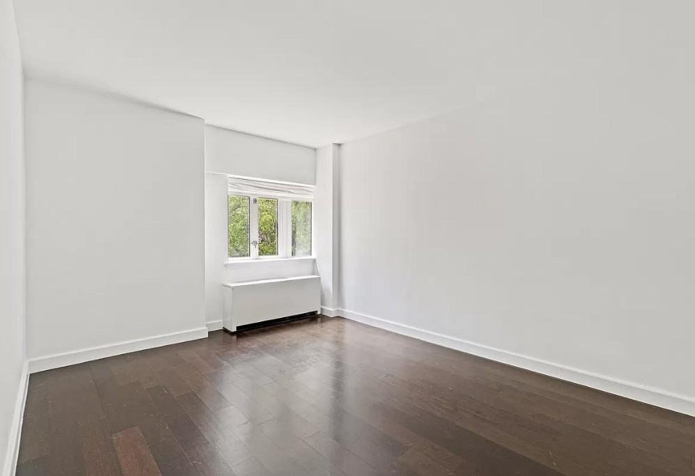 Rector Pl #204 - Photo 3 of 18