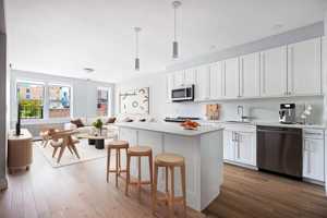 featured image of Greenwich St #5G