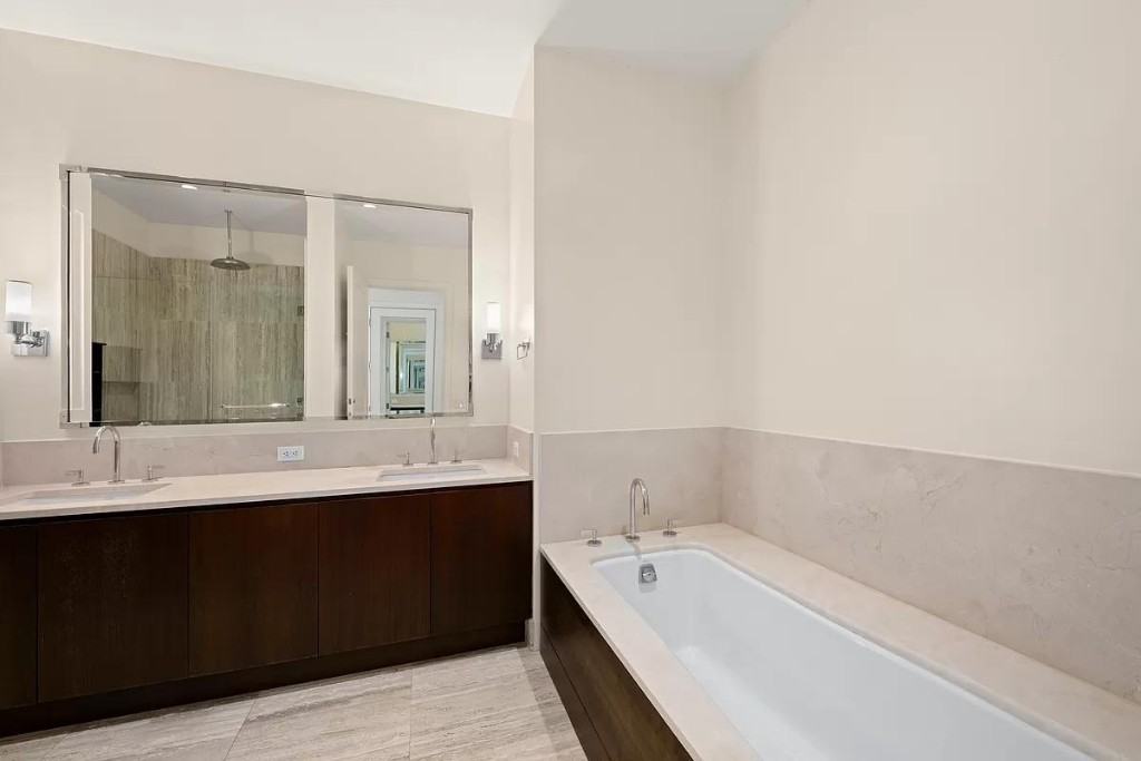 Park Ave S #10BB - Photo 5 of 14