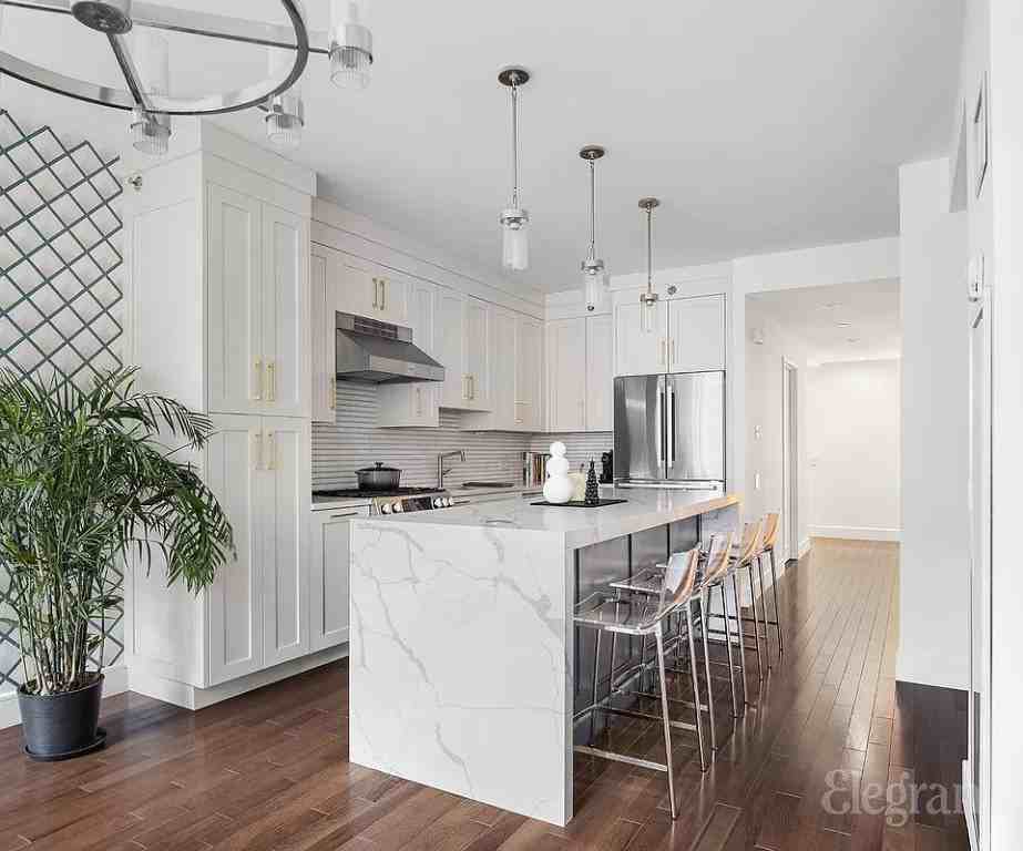 E 29th St #8A - Photo 2 of 11