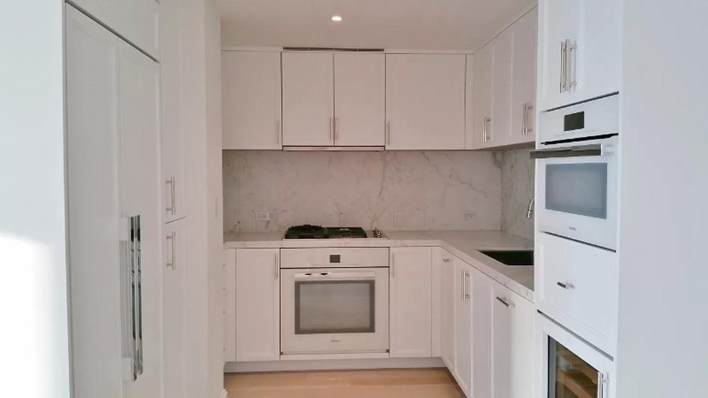 Warren St #12E - Photo 7 of 16