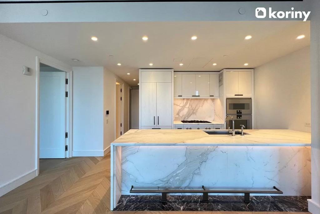 W 18th St - Photo 3 of 20