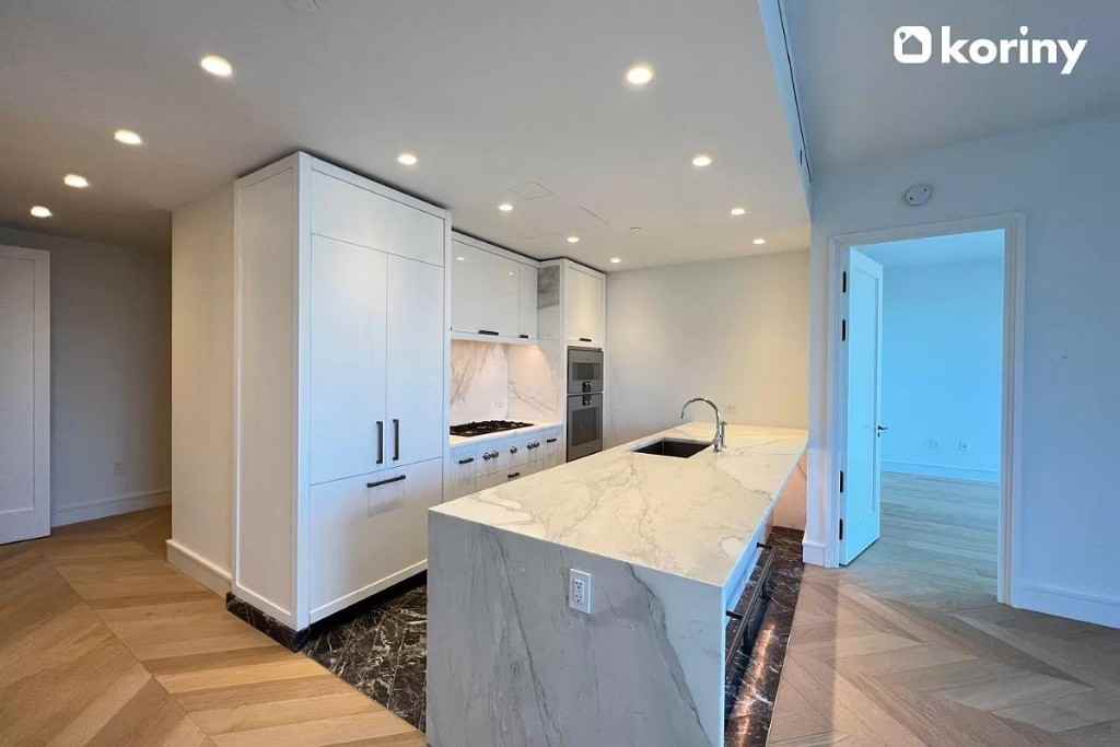 W 18th St - Photo 5 of 20