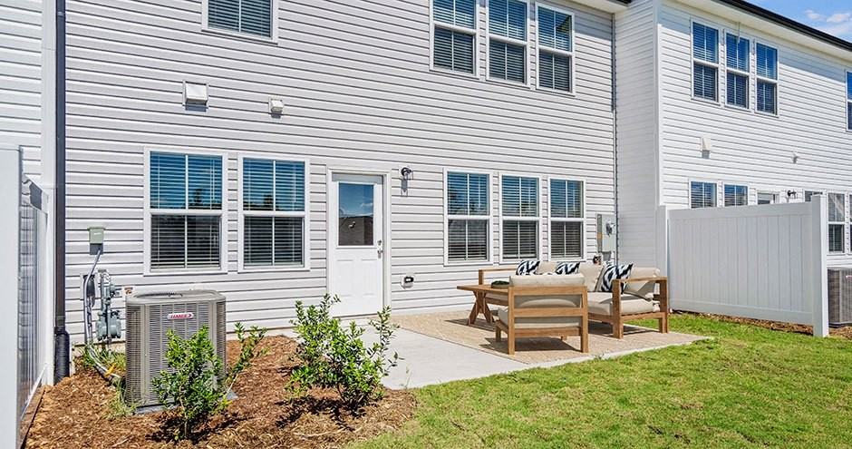 Braxton - Photo 5 of 25