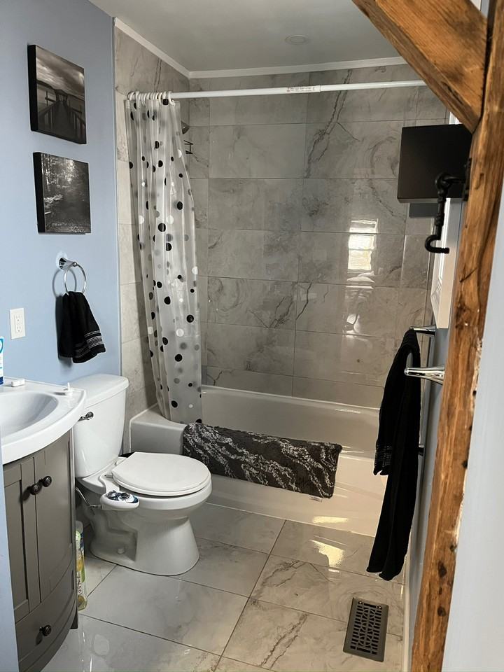 Market St S & King St W - Photo 7 of 15