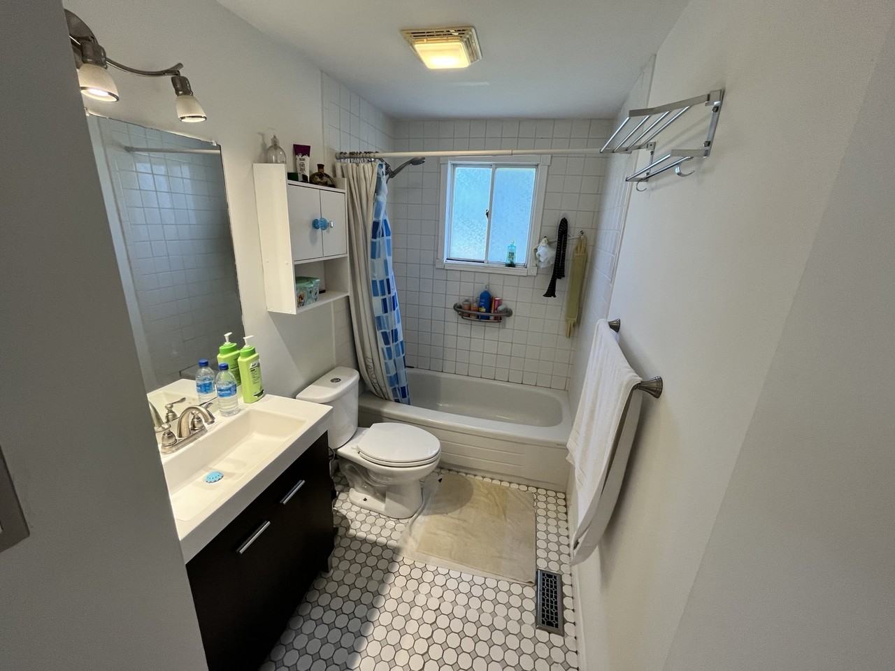 331 Galloway Boulevard - Photo 7 of 17