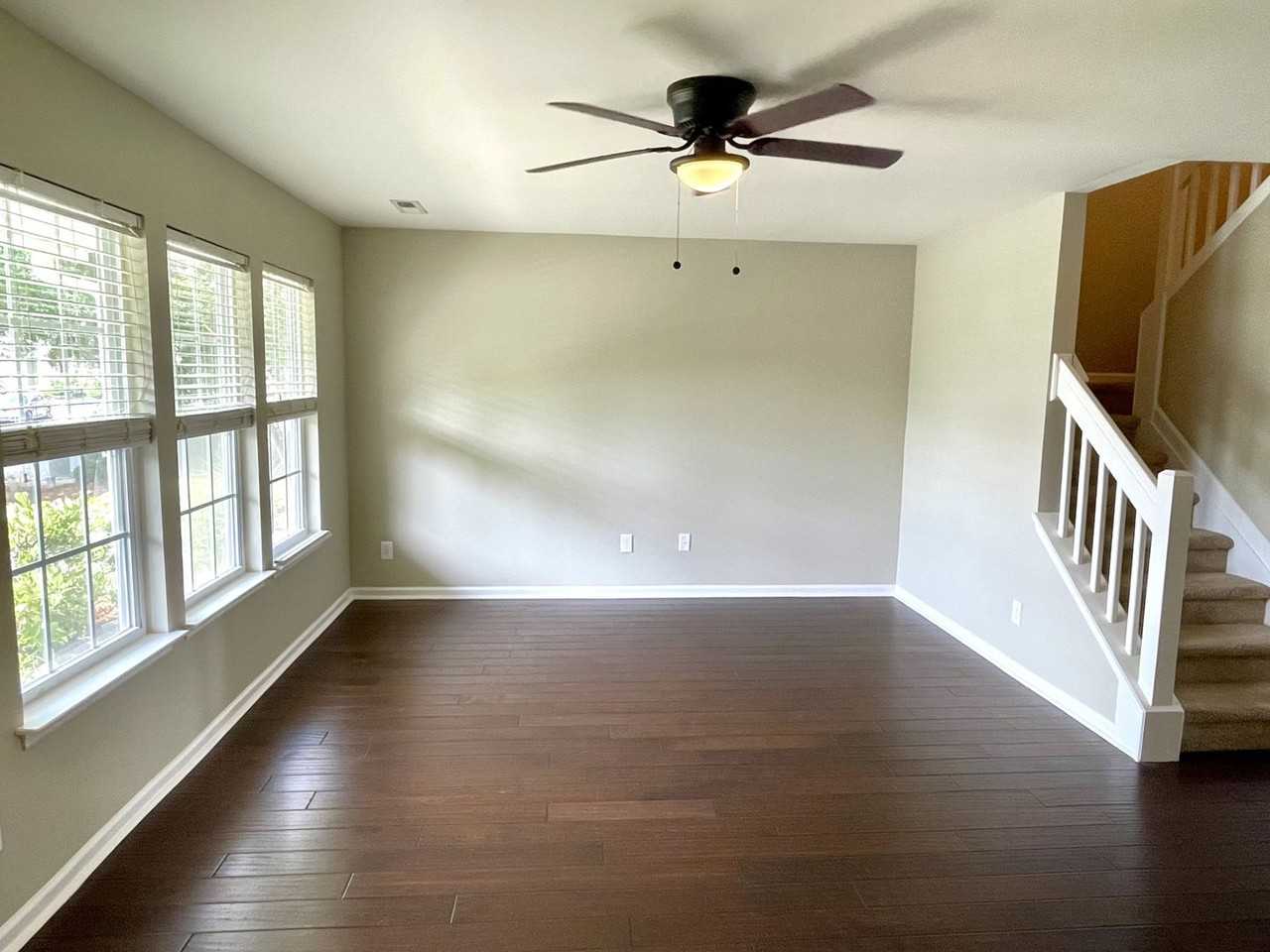 483 Doane Way - Photo 3 of 20