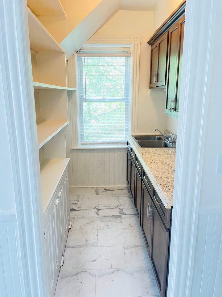 134-136 Ruggles Street, Unit 2 - Photo 7 of 9