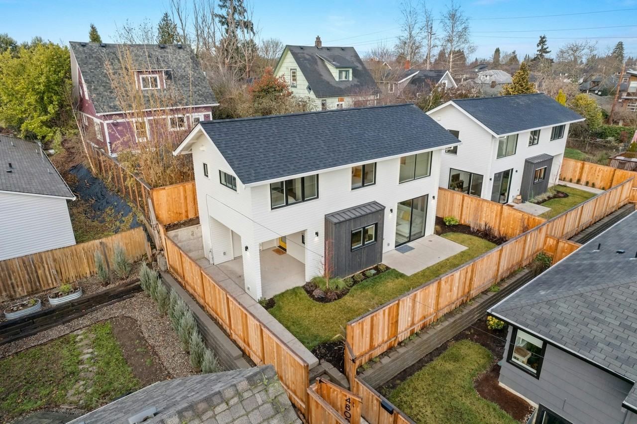 4809 North Kerby Avenue - Photo 2 of 22