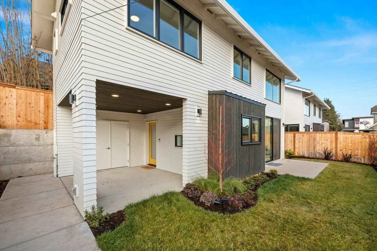 4809 North Kerby Avenue - Photo 3 of 22