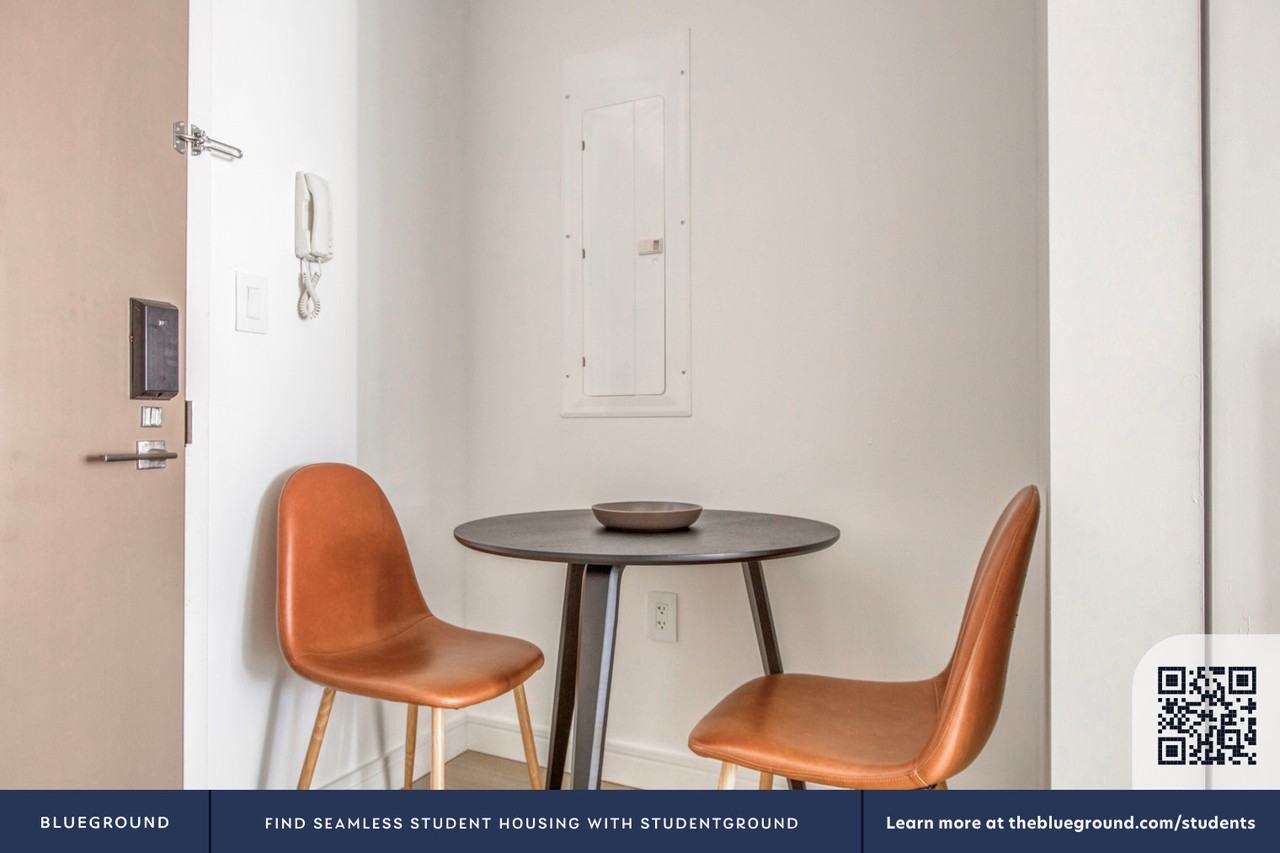 572 11th Avenue - Photo 6 of 27