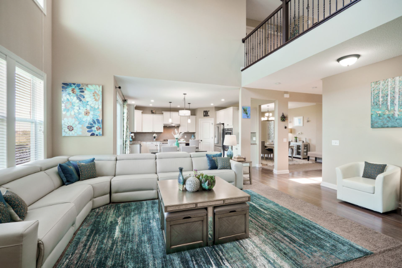 5125 Kimberly Ln N - Photo 4 of 20