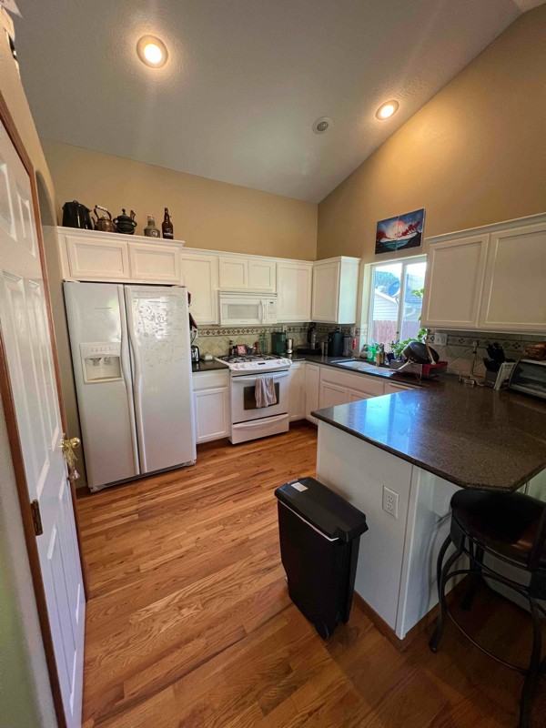 8913 E Vista Park Dr - Photo 2 of 3