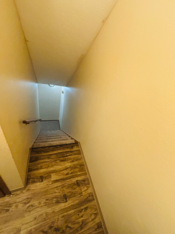 1236 Kolterman Ave - Photo 6 of 8