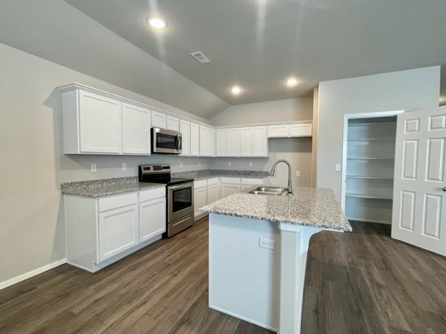 505 Ashwood St - Photo 5 of 20