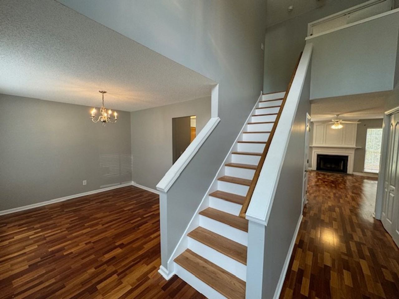 102 Alice Ct - Photo 3 of 32