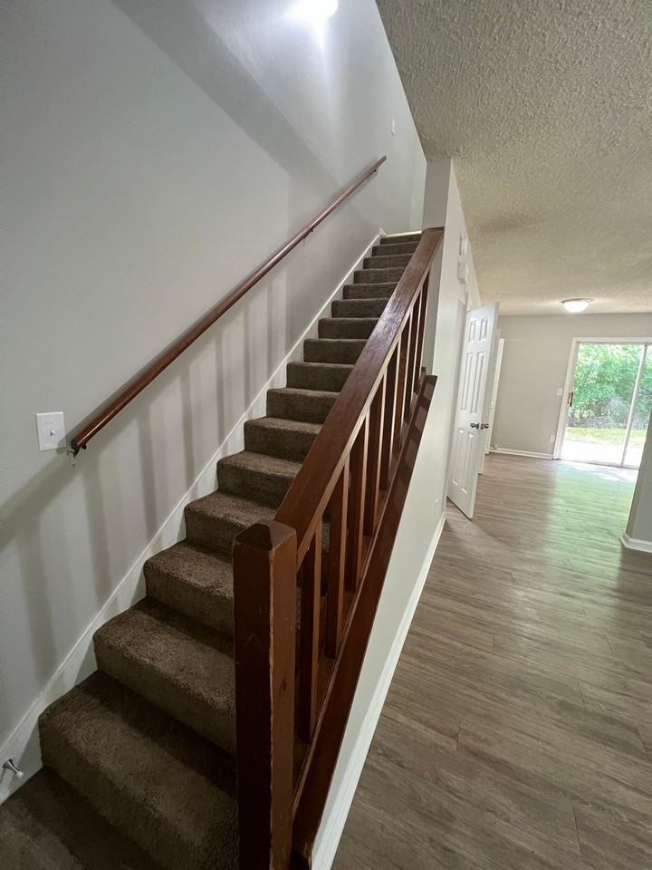 Hidden Hollow - Photo 7 of 12