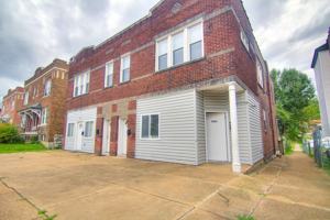 featured image of 3652 Bates St
