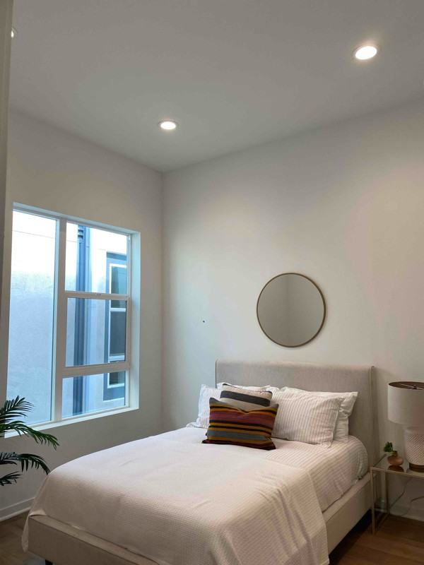 4829 Craner Ave - Photo 5 of 16