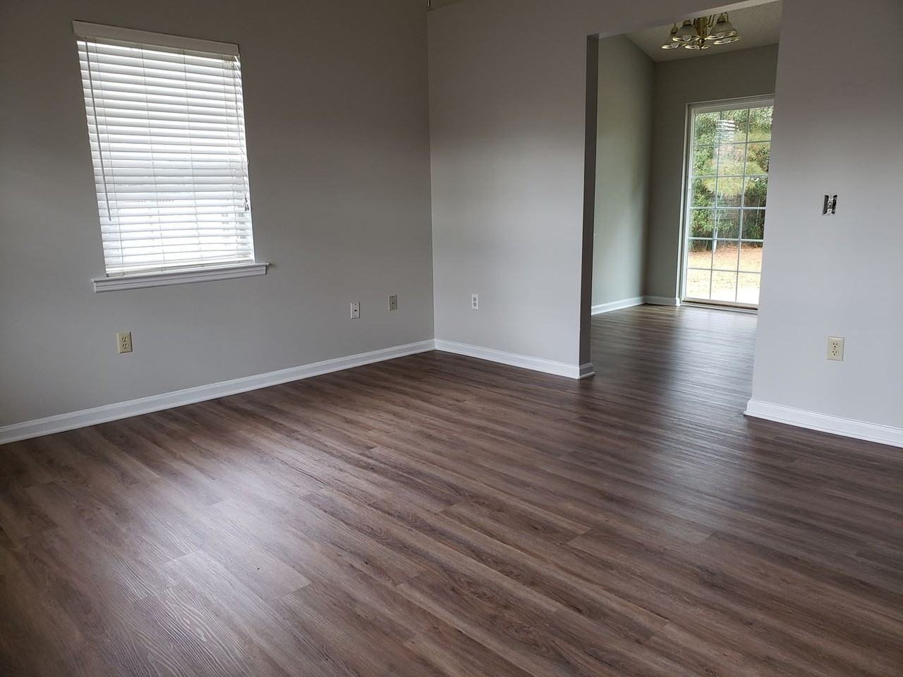 271 Sheila Dr - Photo 6 of 26