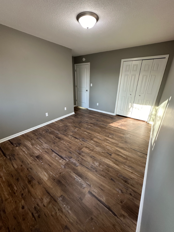 345 Glenmoor Ln #345 - Photo 2 of 14