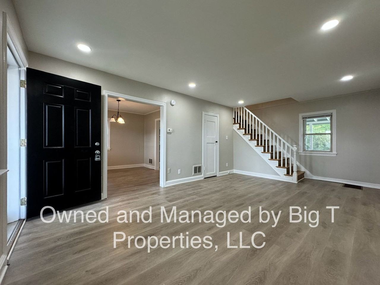 98 Garfield Ave - Photo 2 of 10