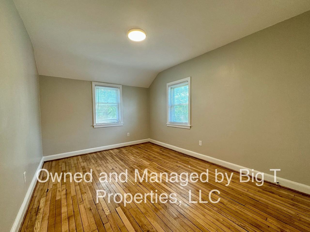 98 Garfield Ave - Photo 7 of 10