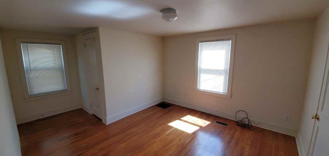 2517 Spring Garden St - Photo 3 of 7