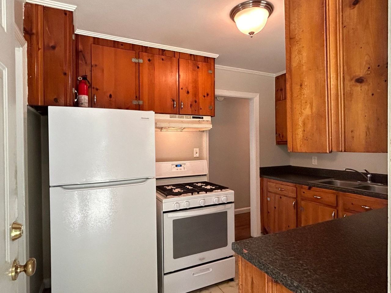 14 Dogwood Ave - Photo 6 of 17