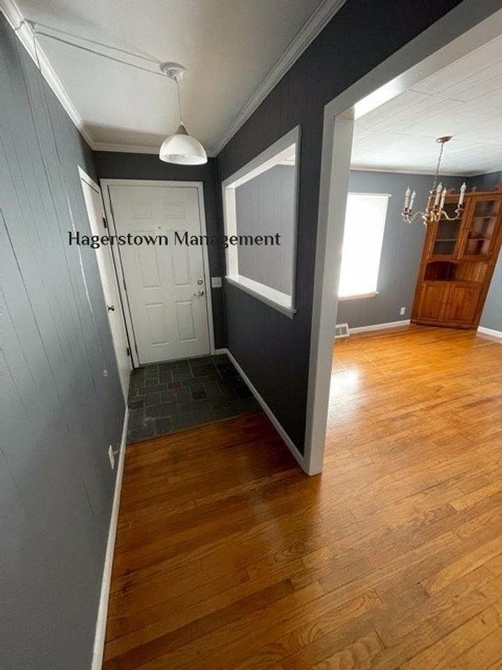 12908 Pecktonville Rd - Photo 2 of 11