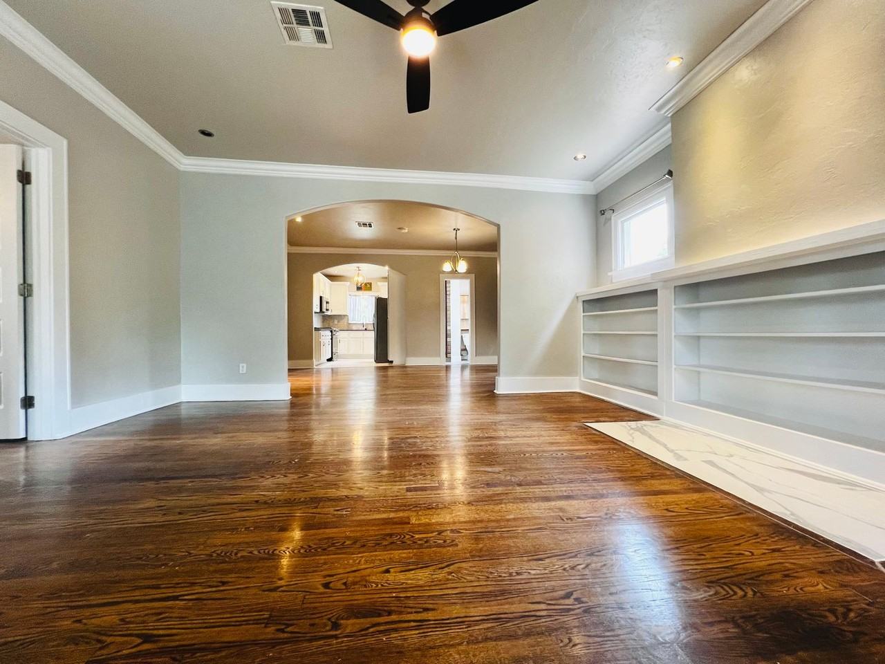 1715 N Kentucky Ave - Photo 2 of 14