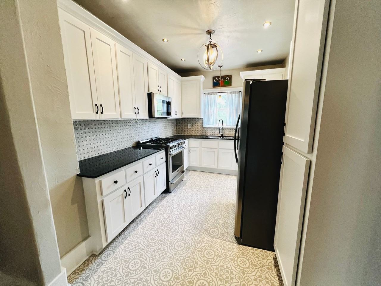 1715 N Kentucky Ave - Photo 5 of 14