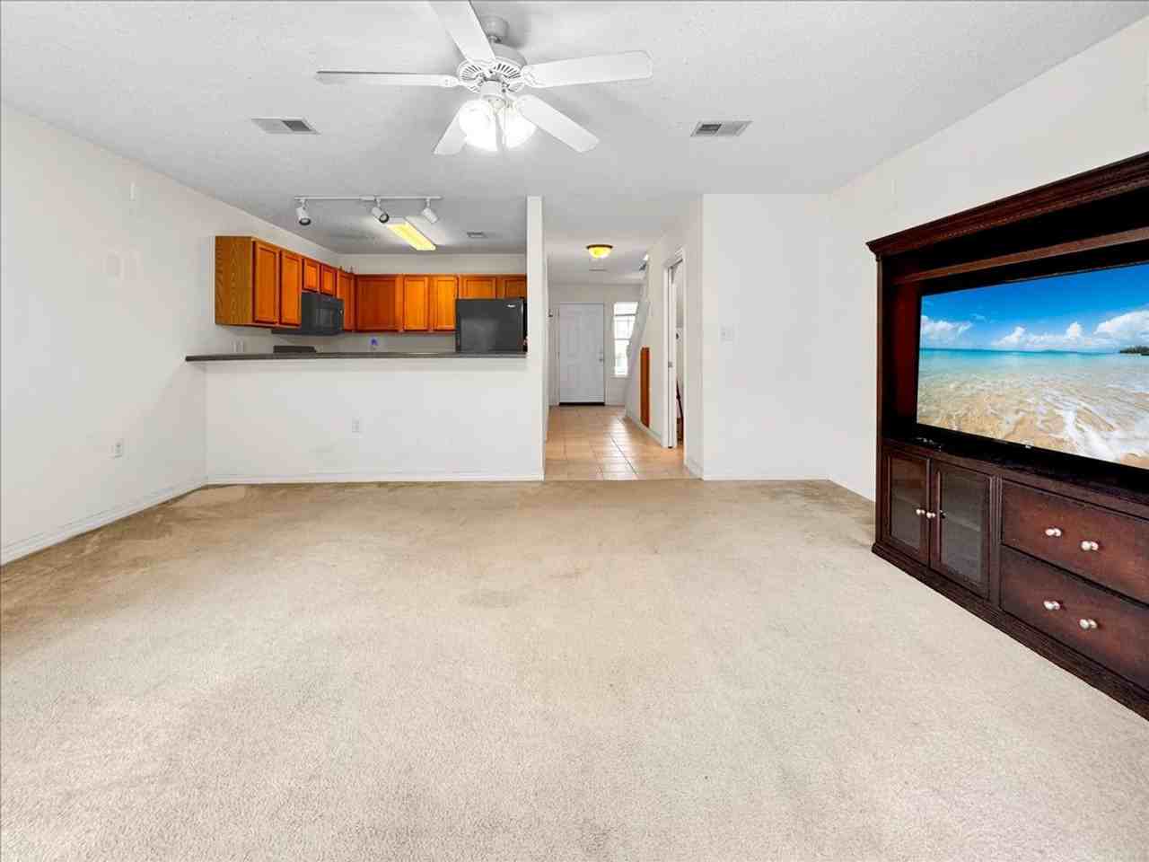 994 Scenic Oak Ln - Photo 7 of 31