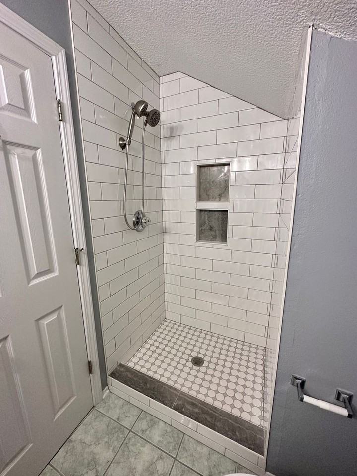 918 Claeven Cir - Photo 7 of 24