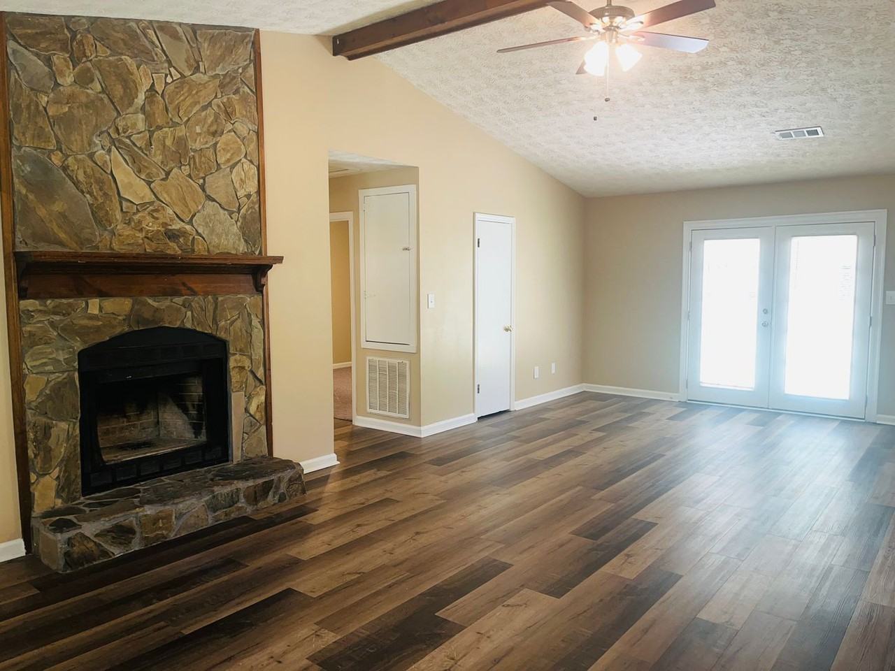 338 Kimbrough Rd - Photo 3 of 28