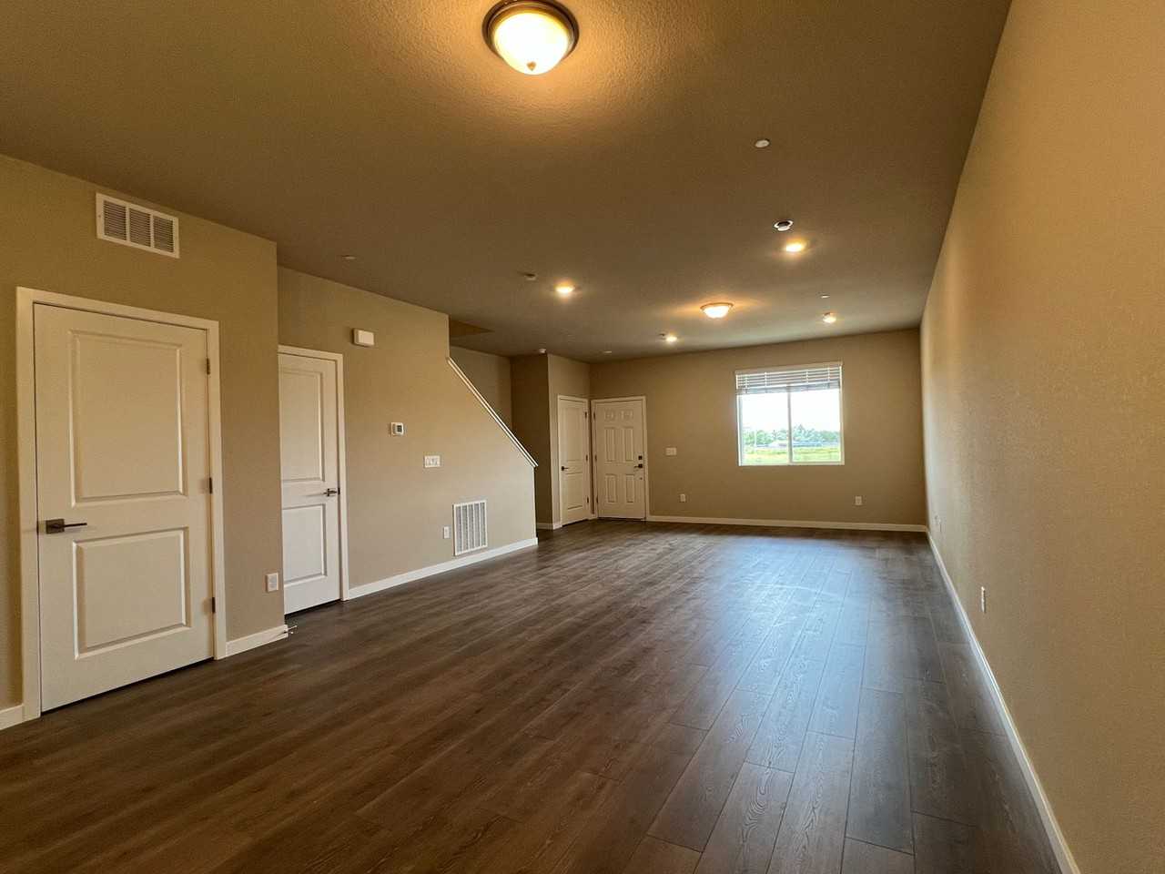 2866 S Flat Cir - Photo 3 of 24