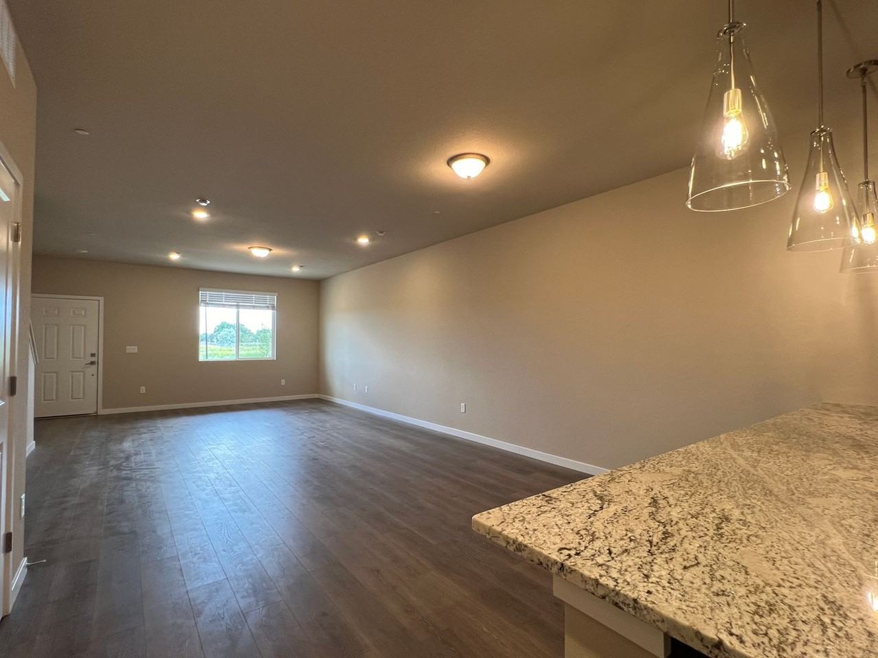 2866 S Flat Cir - Photo 4 of 24