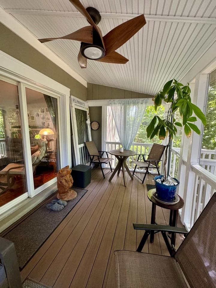 918 Chestnut Drive - Photo 3 of 24