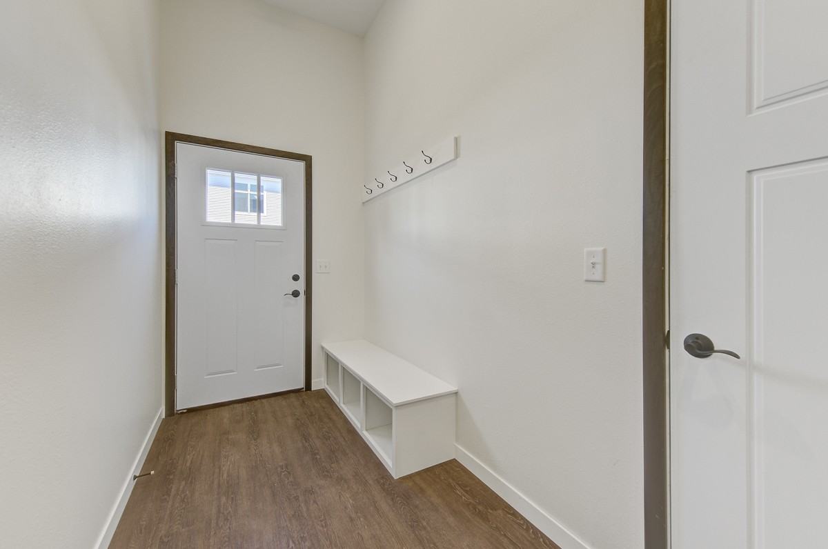 2306 Pleasant View Drive #2306 - Photo 4 of 19